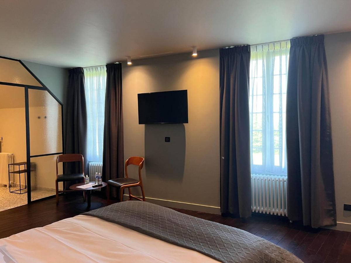 Le Petit Chateau Bed & Breakfast