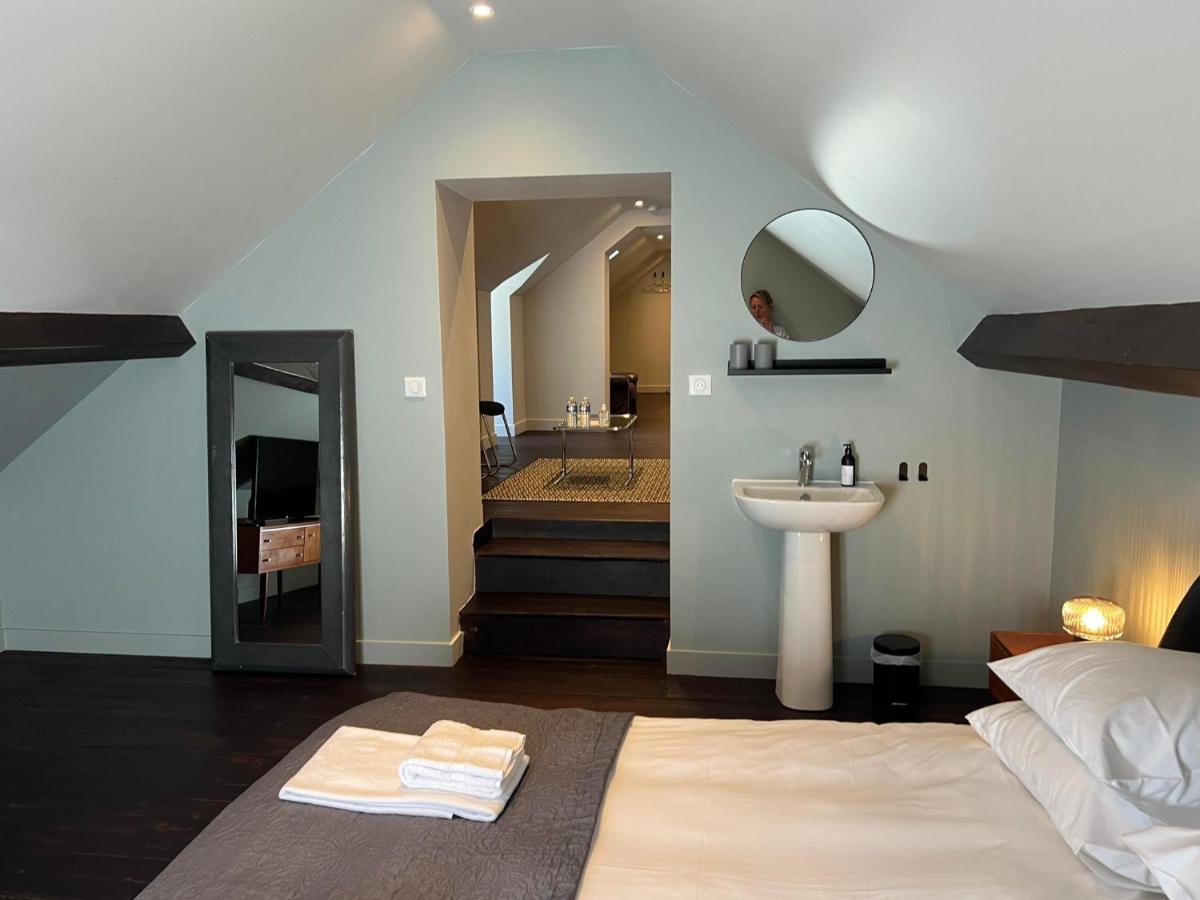 Le Petit Chateau * Baye (Marne)