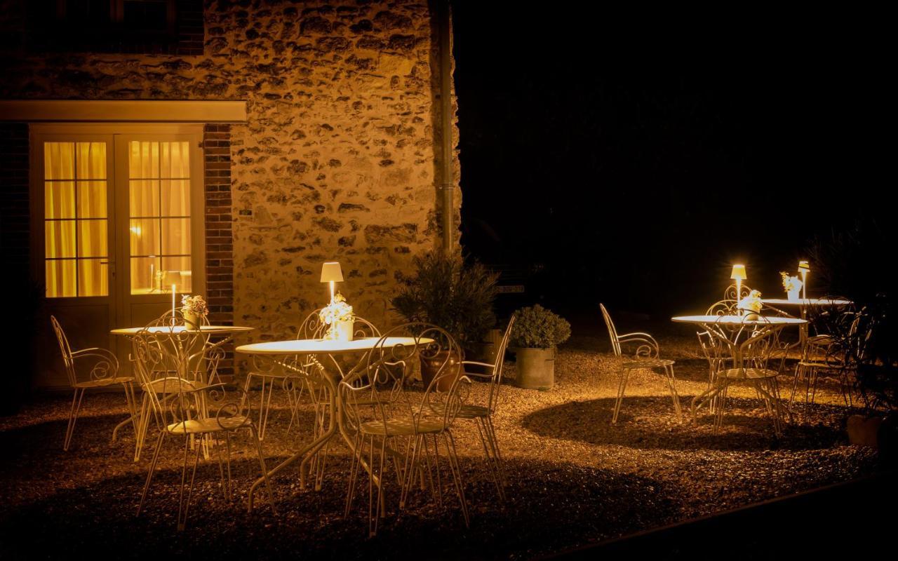 Le Petit Chateau Bed & Breakfast Baye (Marne)